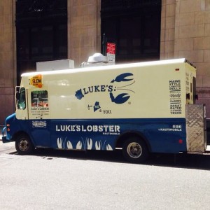 https://foodtruckr.com/wp-content/uploads/2013/10/LukesLobster-300x300.jpg